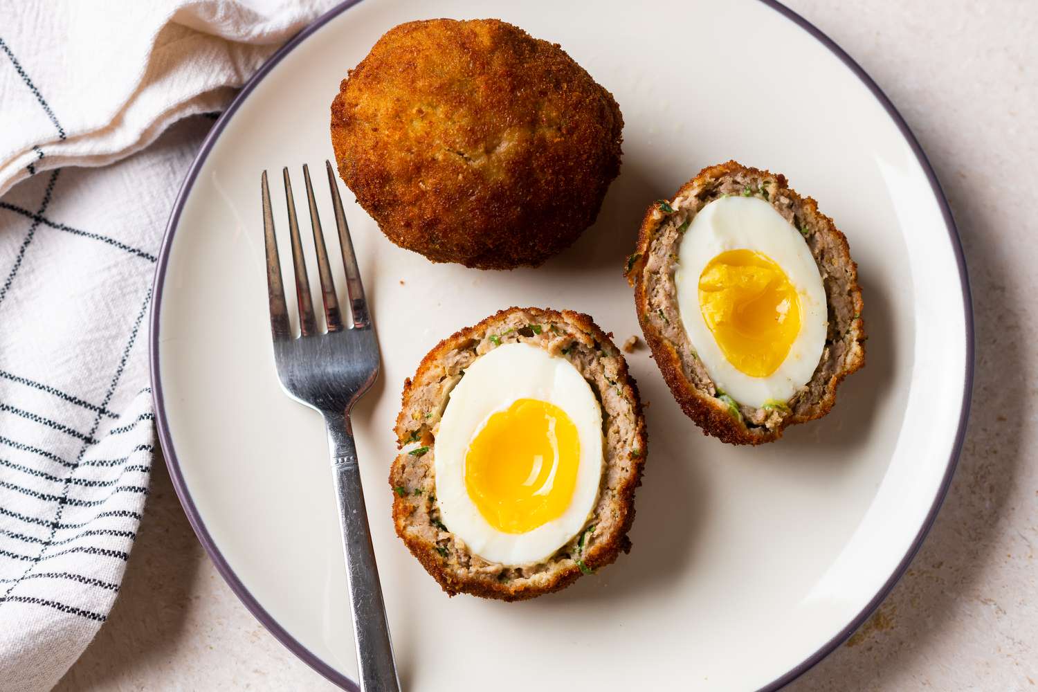 Scotch Egg – Crispy Coated Egg Snack